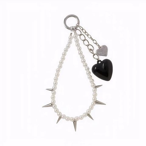 【残りわずか】Spiky Pearl Key Holder
