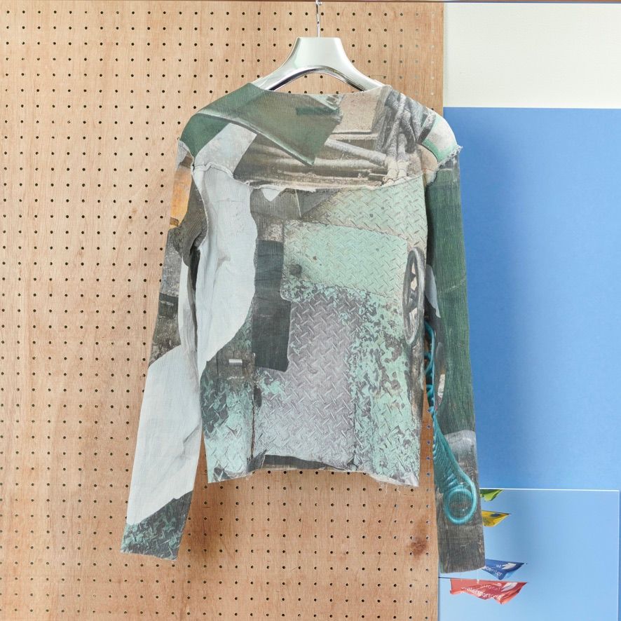 【残り一点】Graphic Yoryu Long Sleeve Tee