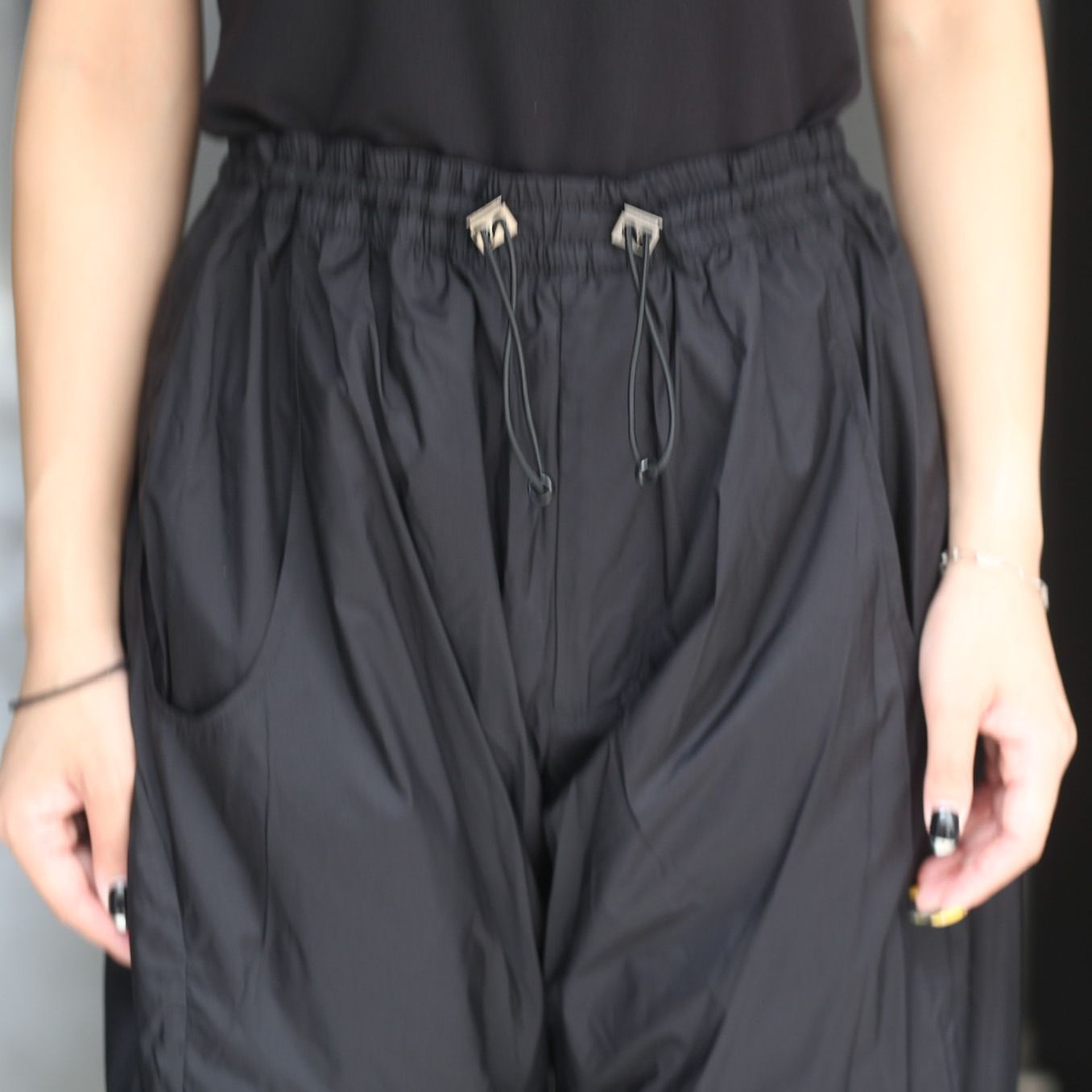 【残り一点】Paneled Light Weight Track Pants