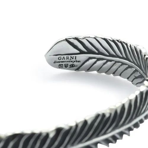 【お取り寄せ注文可能】Eagle Feather Bangle(SILVER)