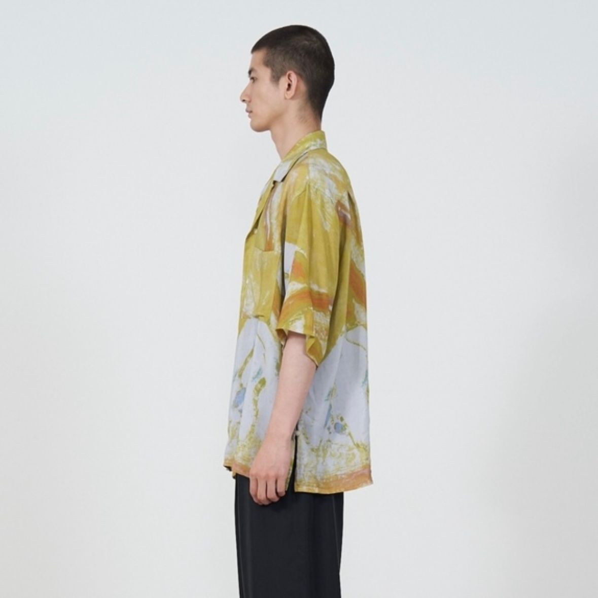 【残り一点】Flower Printed Open Collar Shirt