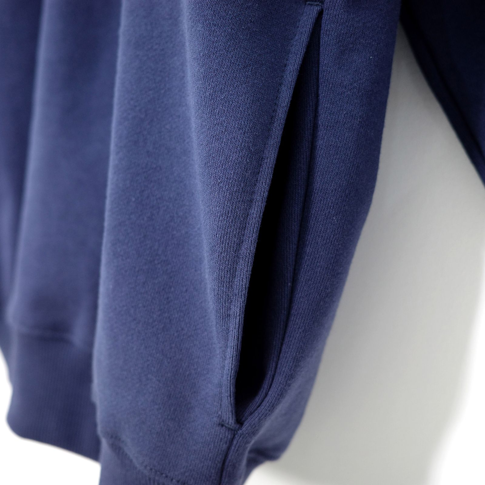【再販売通知受付可能】Zip Sweat Hoodie