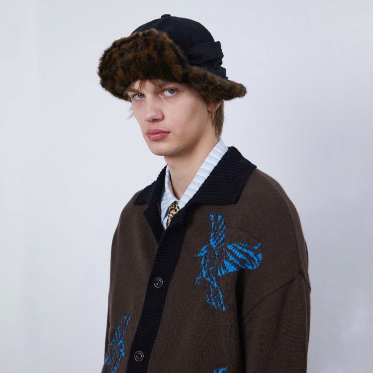 【残り一点】Unisex Bird Intarsia Cardigan