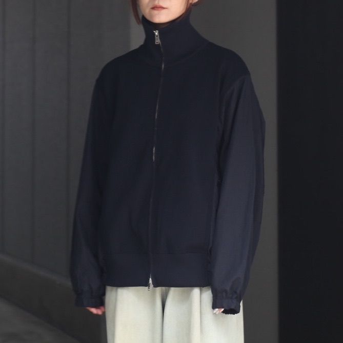 YOKE ブラック ハイネックジップアップトレーナー YOKE ブラック ハイネックジップアップトレーナー YOKE - ヨーク