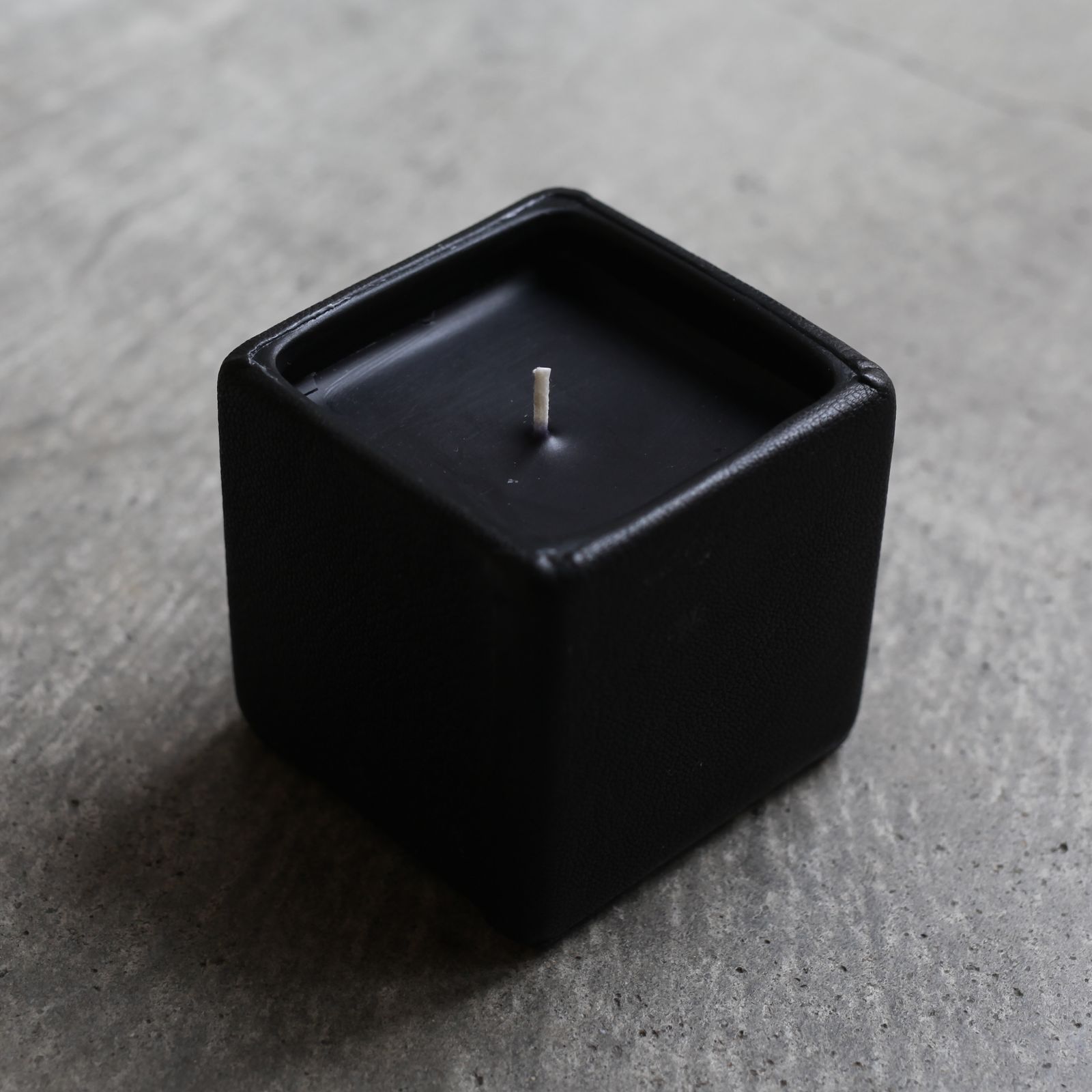 【お取り寄せ注文可能】Fragrance Candle(BLACK_甘橙)