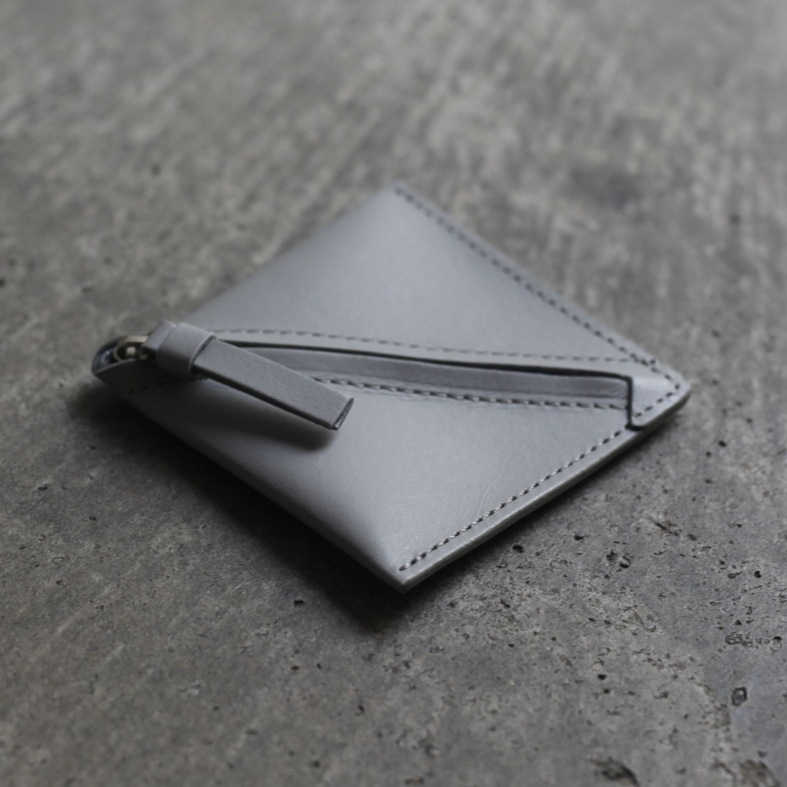 【残り一点】Slant Coin Case