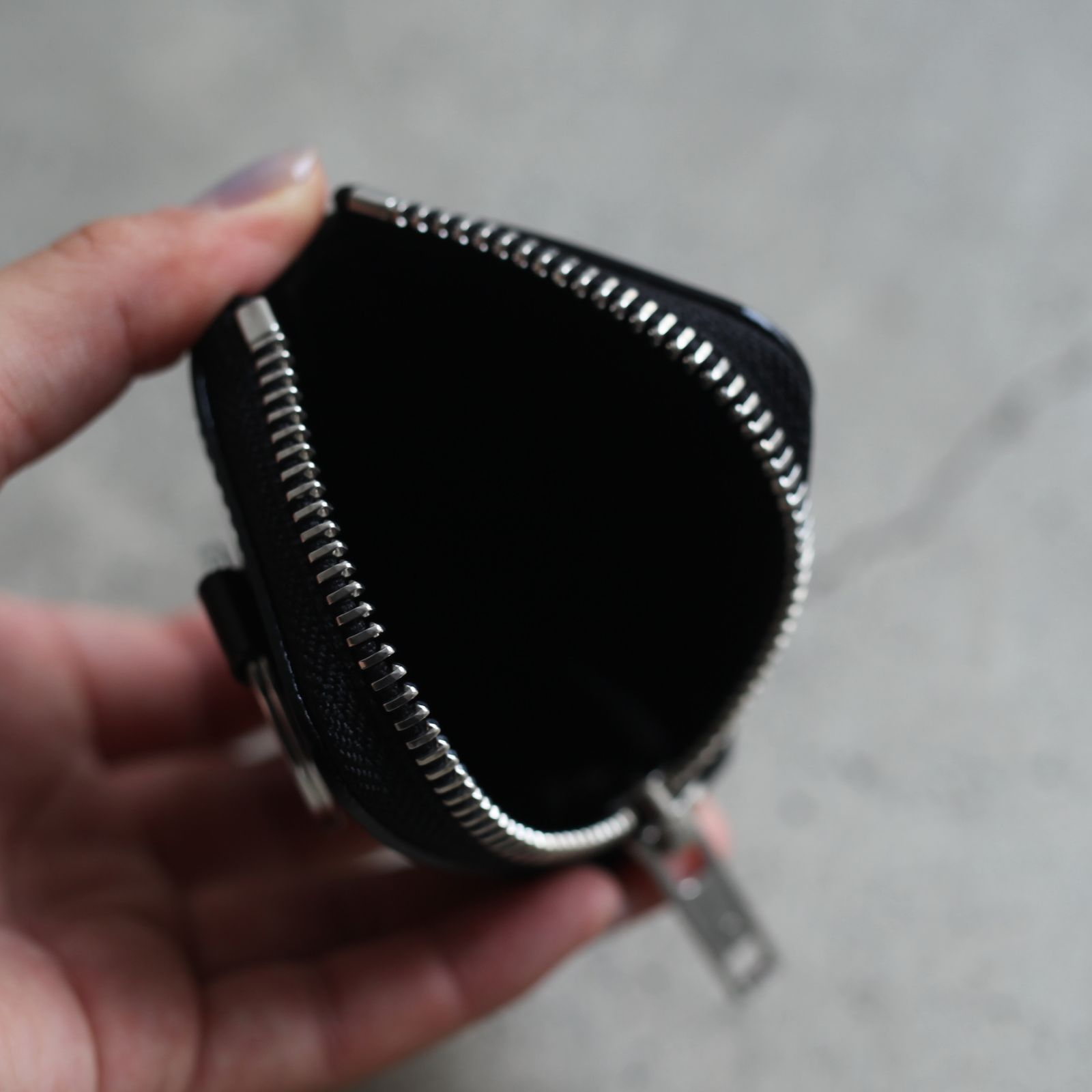 【出品12/1まで】 th AirPods キーケース ブラック×シルバー Airpods / Key Case / black × silver – th products