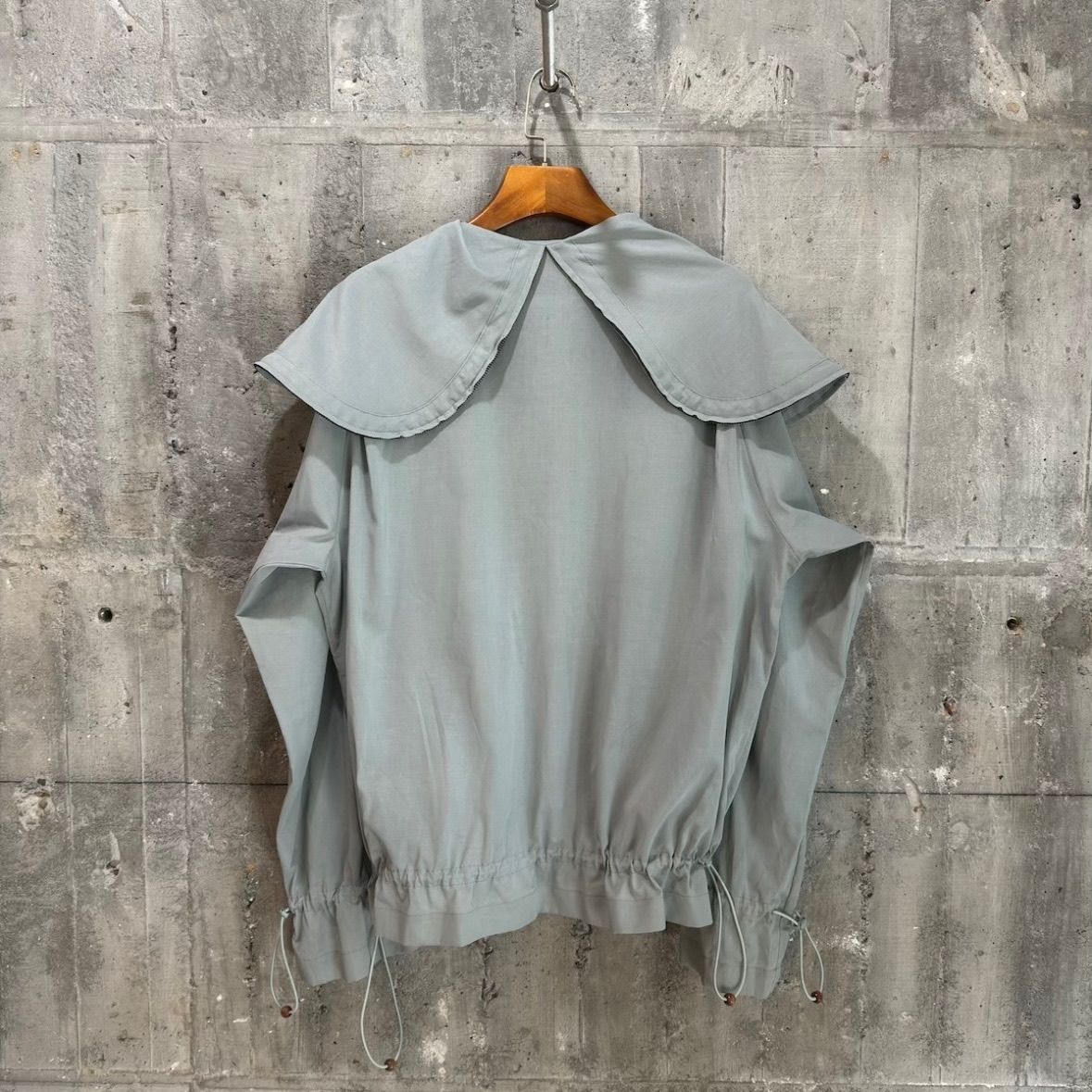 【残り一点】Trtrbz Hoodie