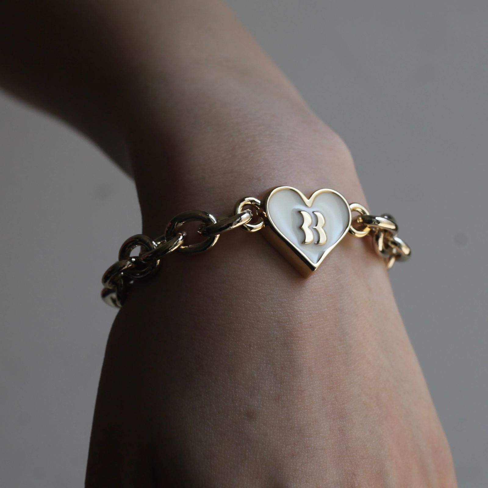 【残り一点】BB Logo Bracelet(GOLD)