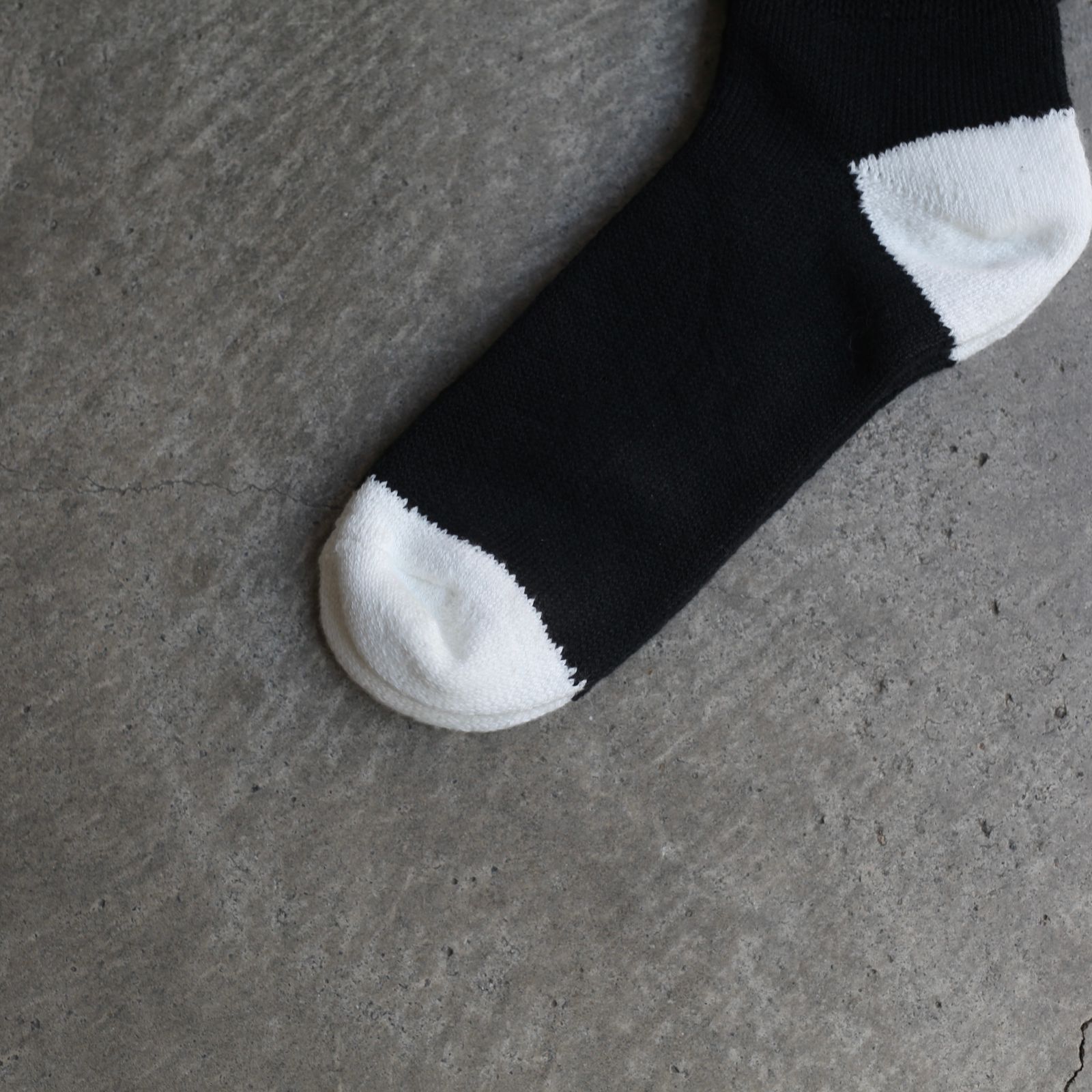 【残りわずか】Logo Socks