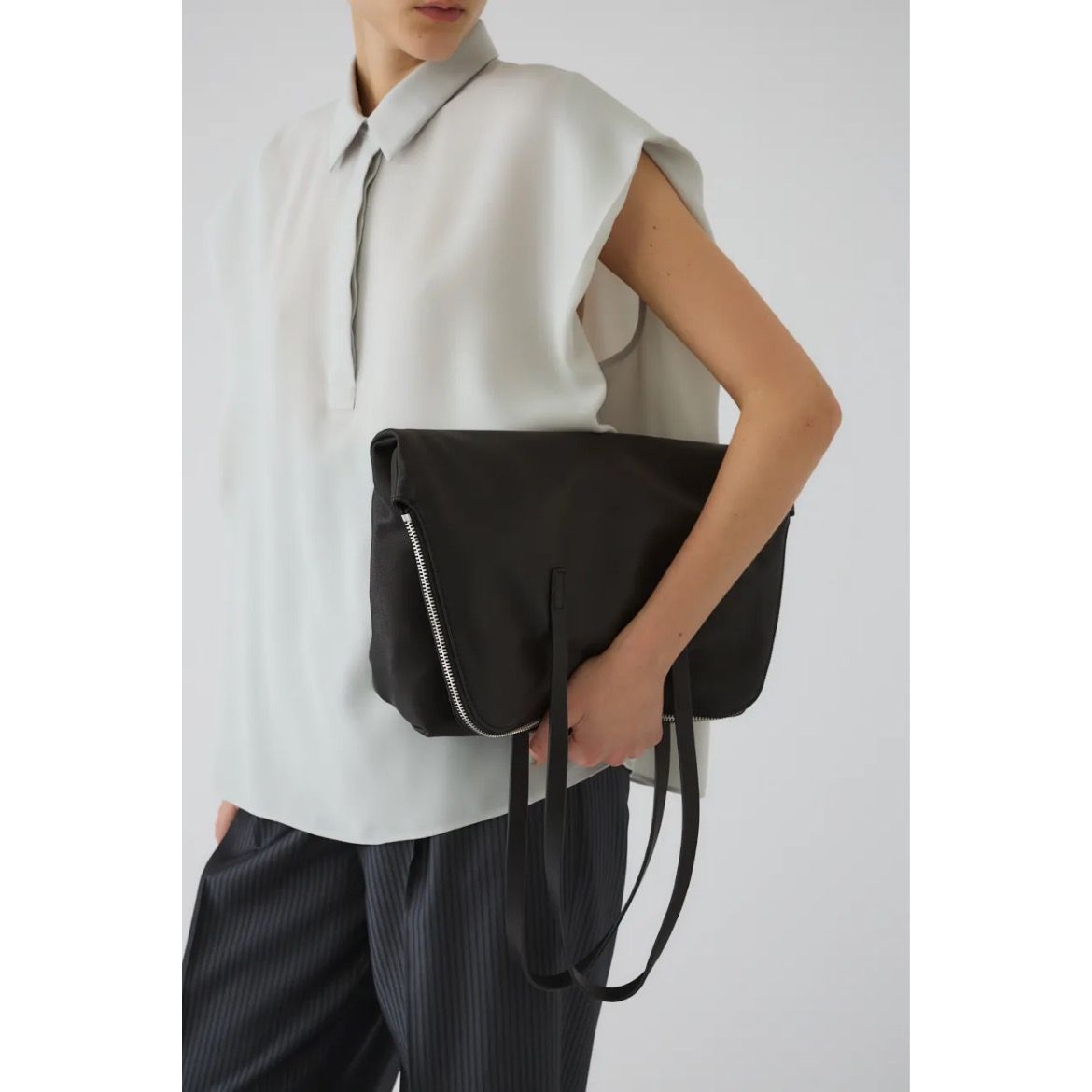 【残り一点】W Zip Leather Bag