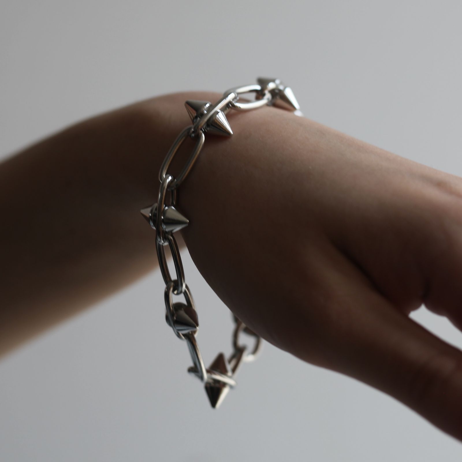 【残りわずか】Studded Bracelet(SILVER)