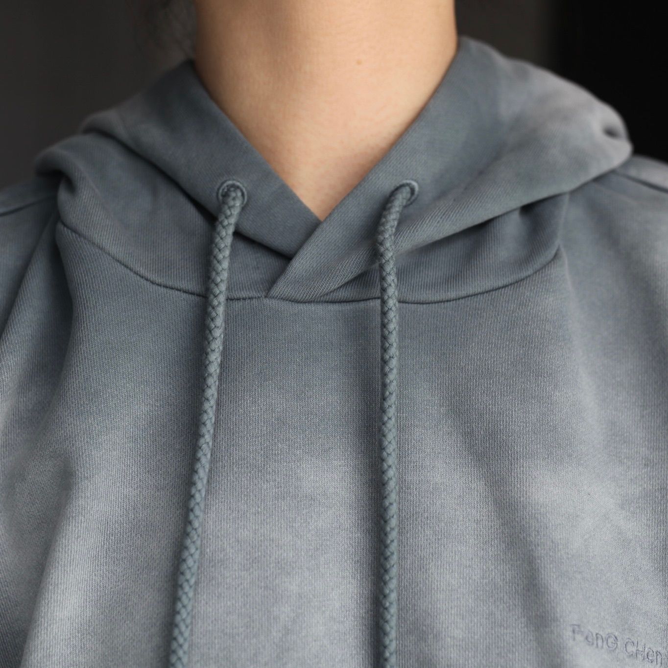 【残り一点】2in1 Hoodie with Check Sleeve