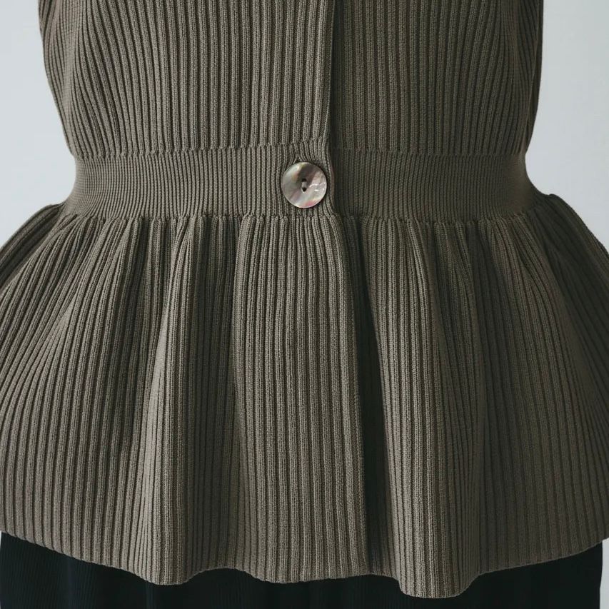 【残り一点】Flare Hem Knit Tops