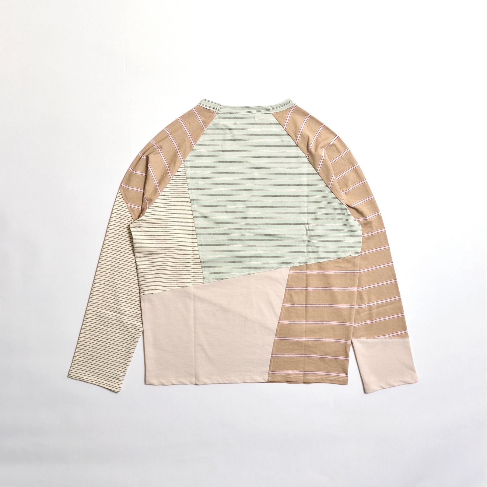 【残り一点】Multi Bober Raglan Tee