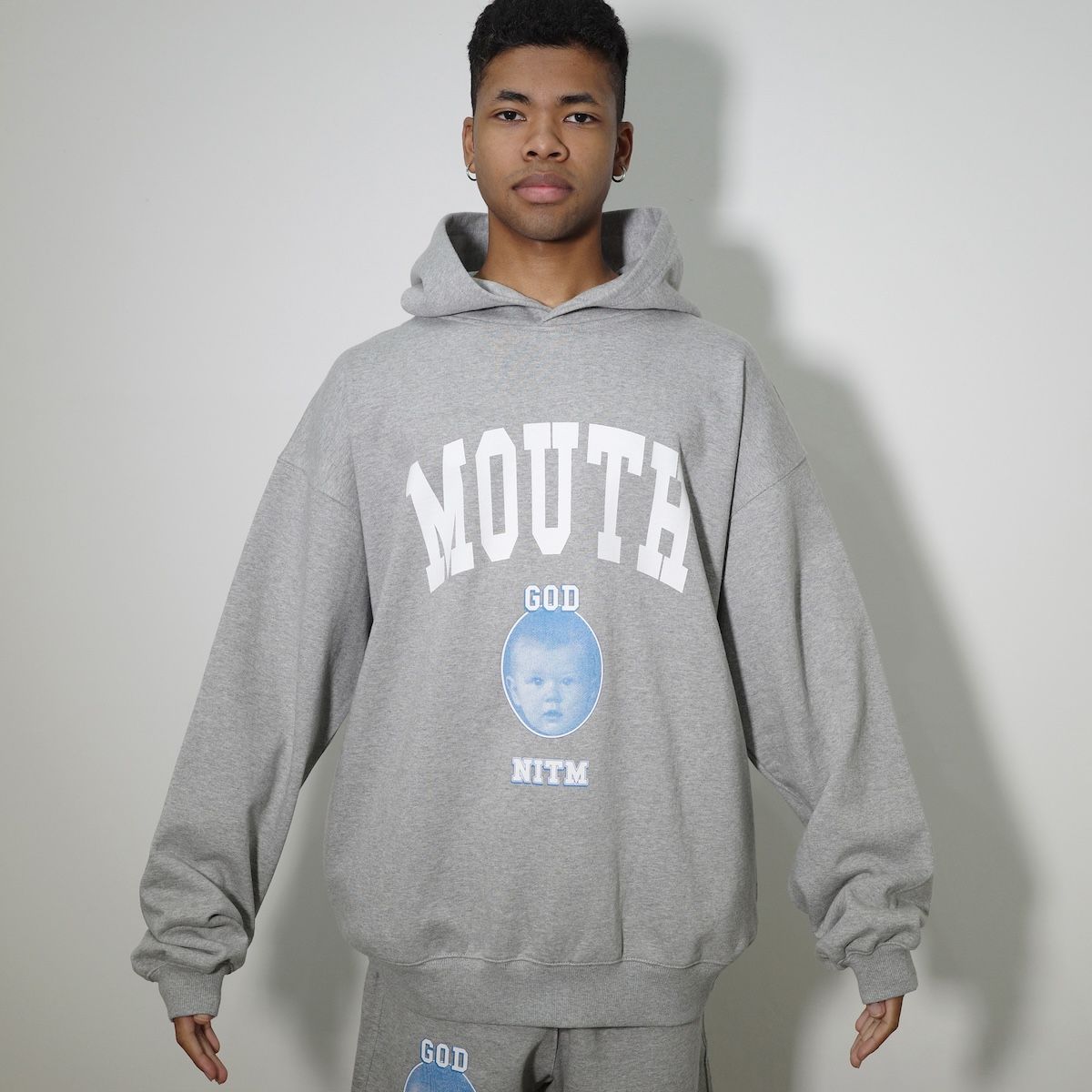 【残り一点】Sweat Hoodie
