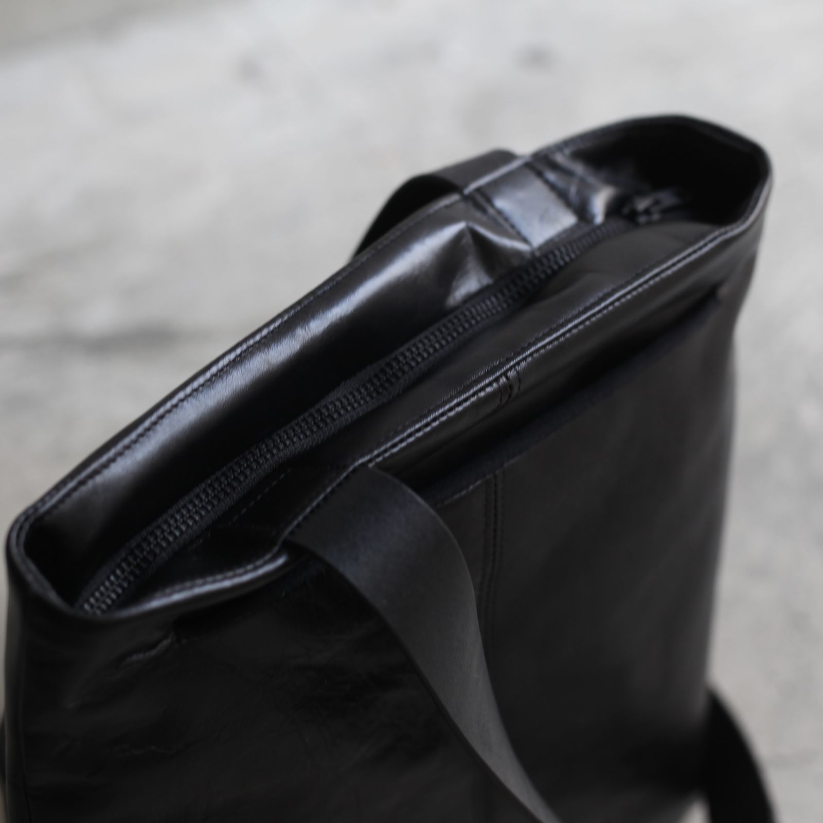【お取り寄せ注文可能】Turn Up Tote Bag