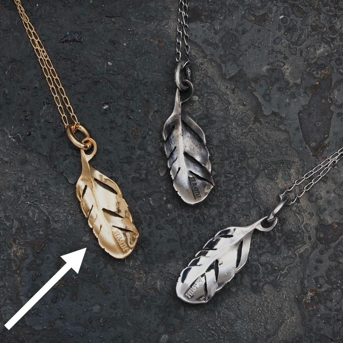 【お取り寄せ注文可能】EX Tiny Feather Necklace(GOLD)