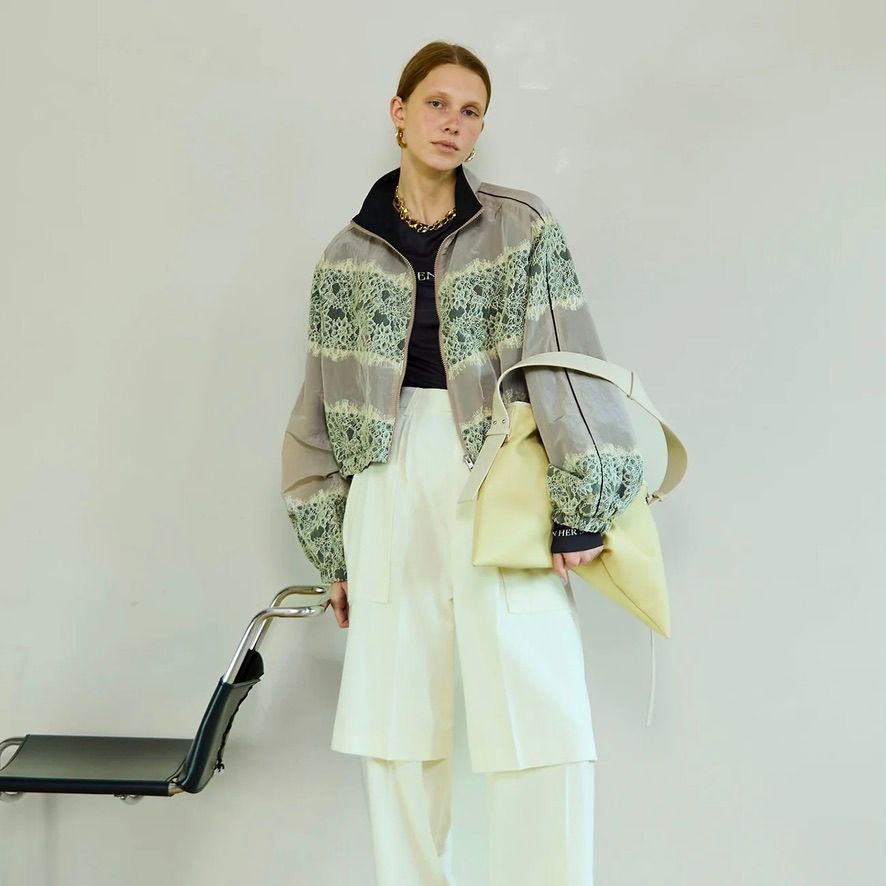 【残り一点】リバーシブルレースブルゾン