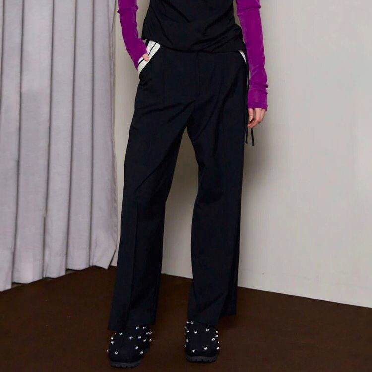 【残り一点】Center Press Straight Pants