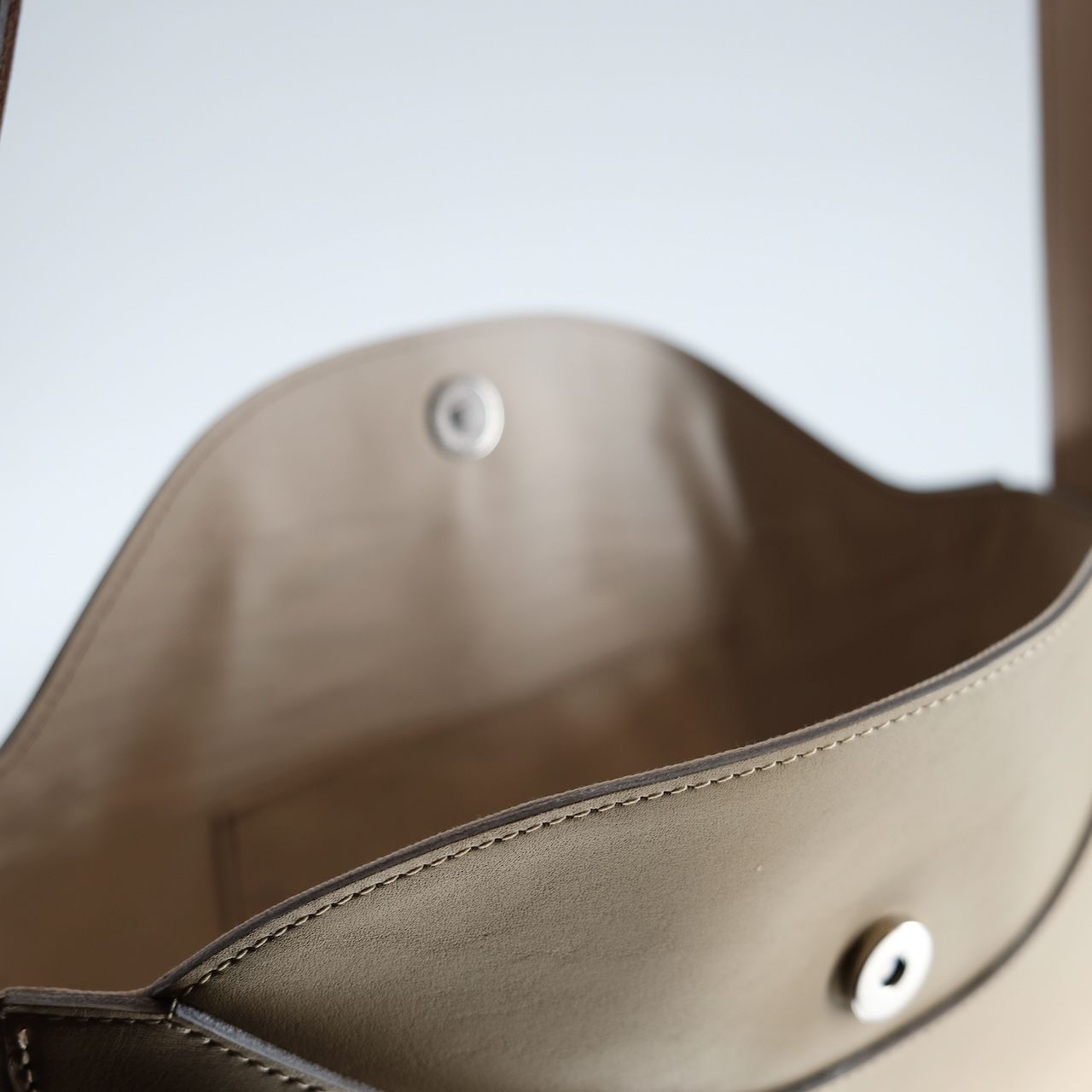 【再販売通知受付可能】Dachs Shoulder