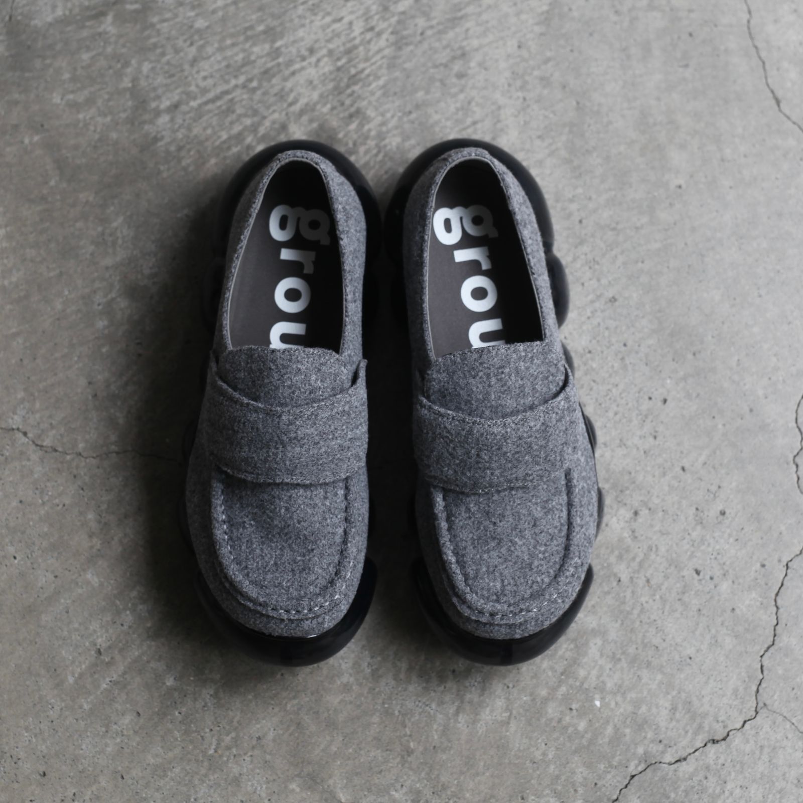 【残り一点】Jewelry Felt Loafer(LIGHT GRAY×BLACK)