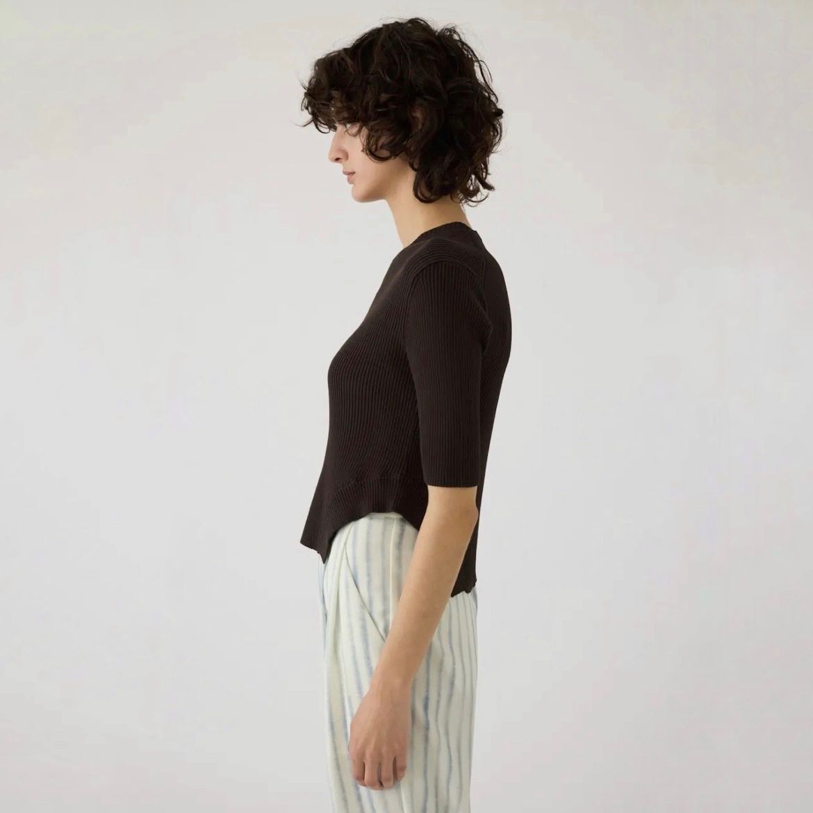 【残り一点】Round Hem Knit Tops