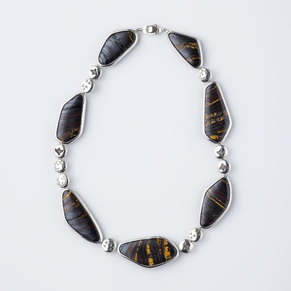 【お取り寄せ注文可能】How Raw Stone Necklace
