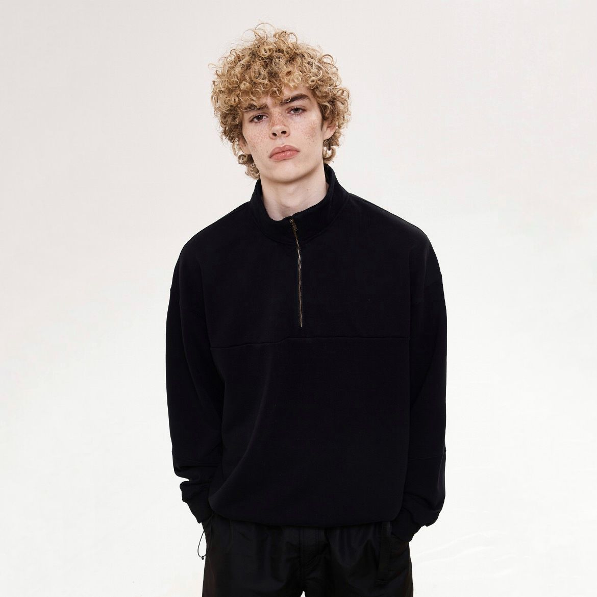 【残り一点】Bio Washed Easy Half Zip Sweat Shirts