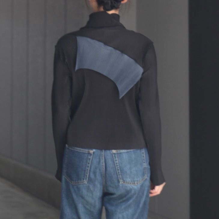【残り一点】Todo Wave Top Long Sleeve High Neck