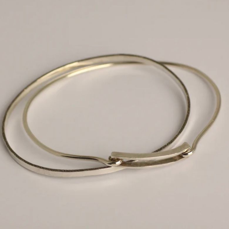 【お取り寄せ注文可能】Double Loop Bangle