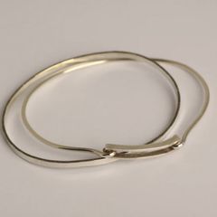 【お取り寄せ注文可能】Double Loop Bangle