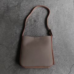 【再販売通知受付可能】One Side Belt Bag Petit(BEIGE)