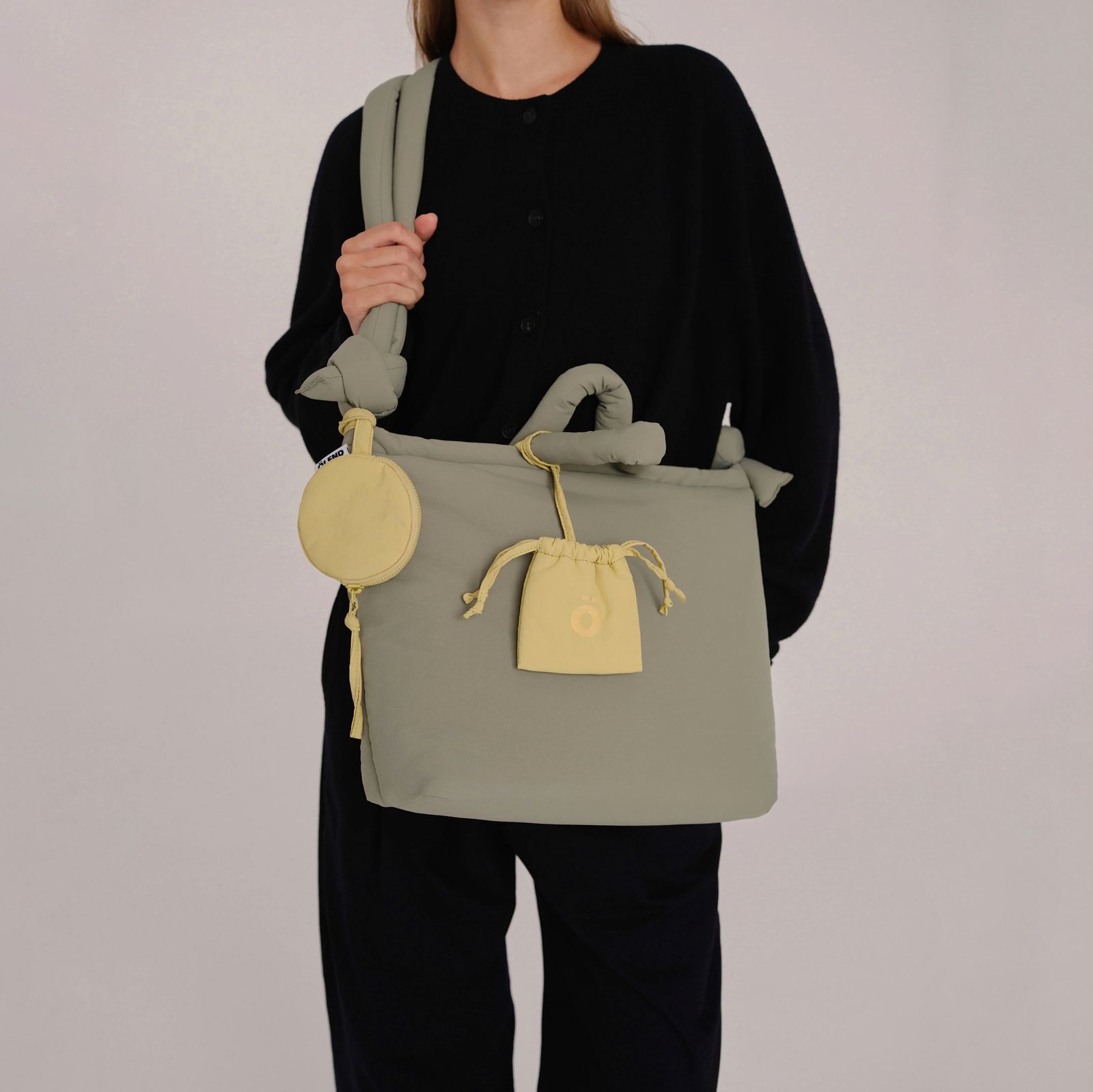 【残り一点】Circular Mini Purse