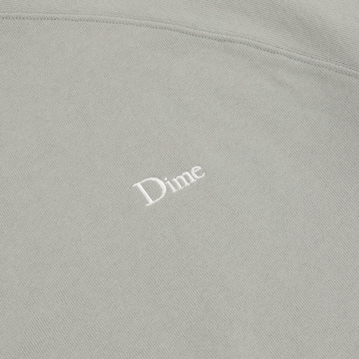 【残りわずか】Classic Small Logo Crewneck