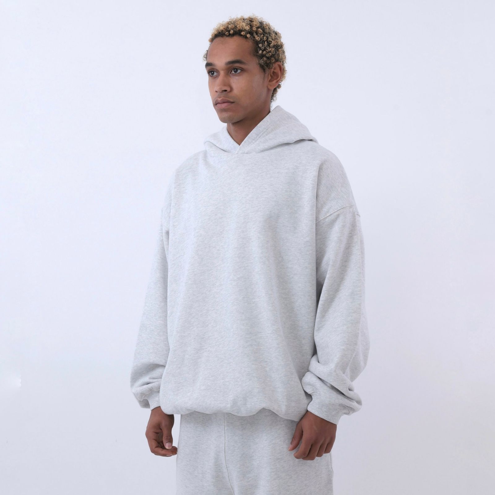 【残り一点】Sweat Hoodie