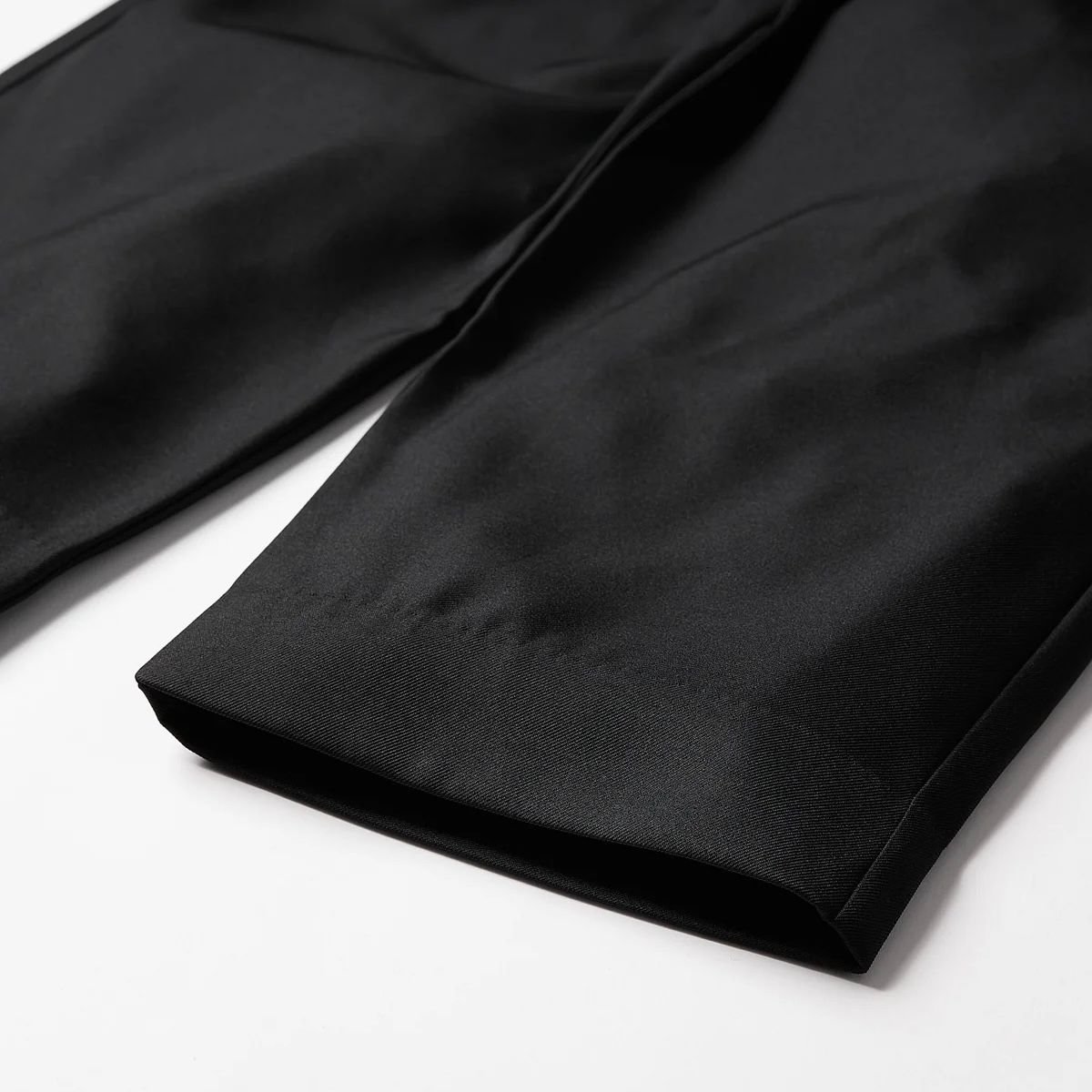 【残り一点】3Tuck Easy Trousers