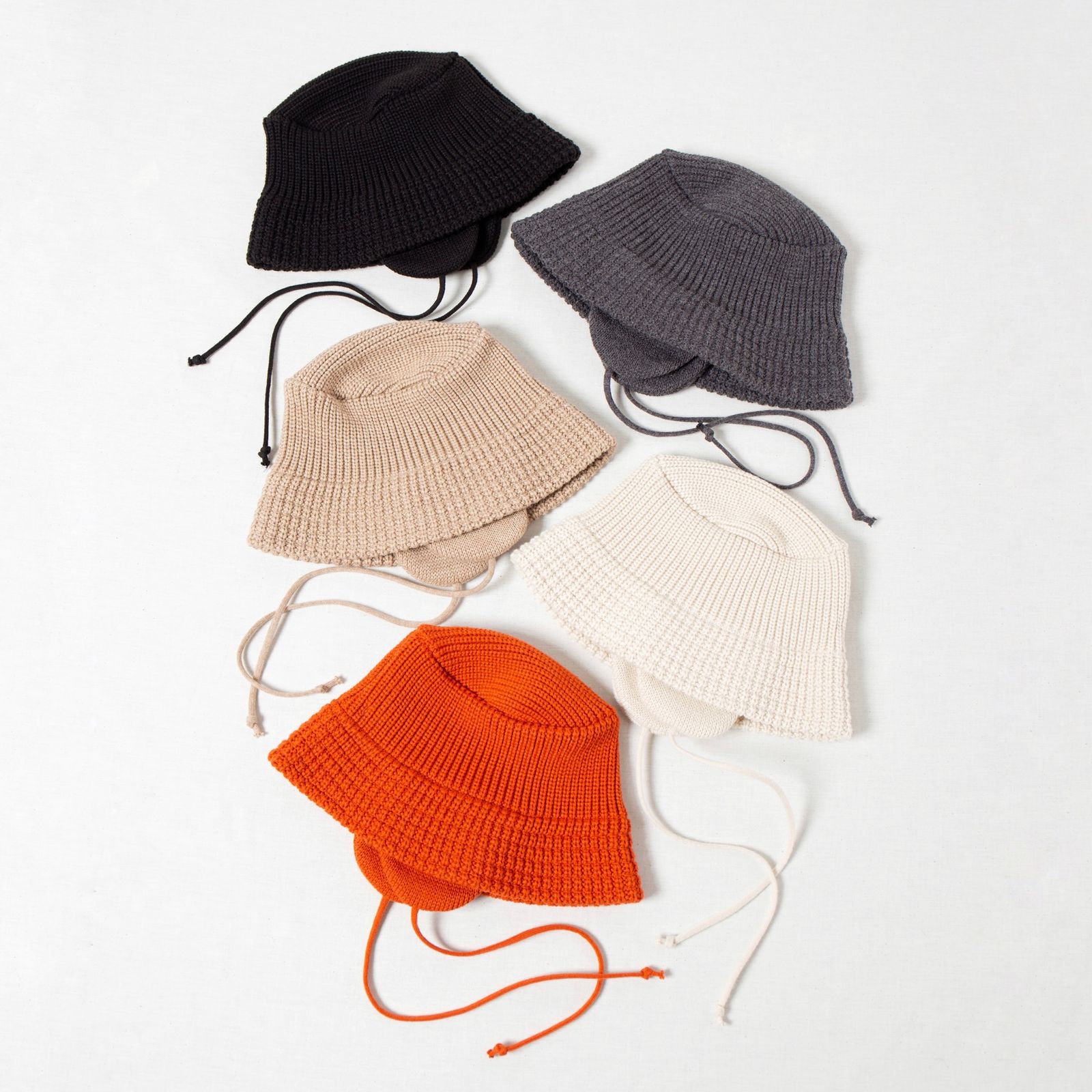 【残り一点】Ear Knit Bucket Hat