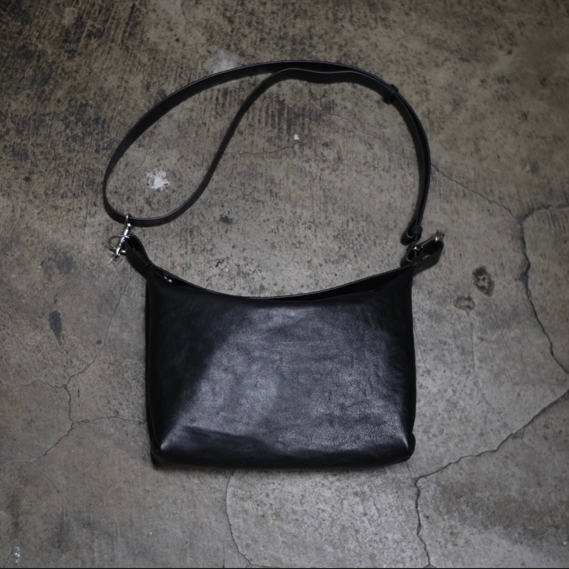 【お取り寄せ注文可能】Calf Leather 2way Shoulder Bag
