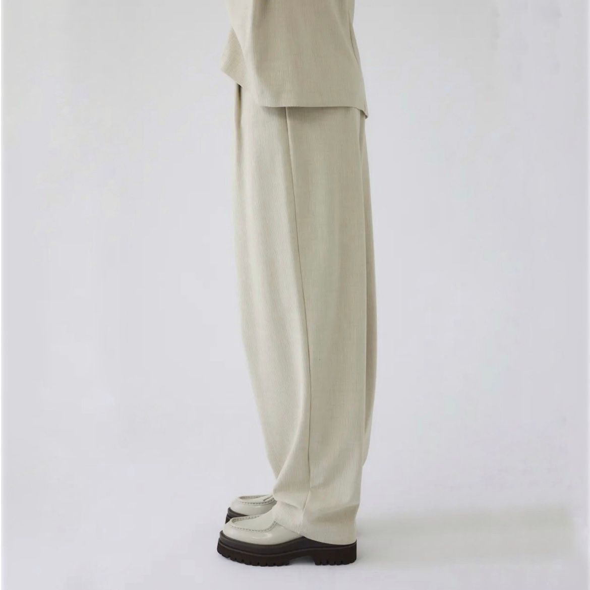 【残り一点】Dobby Stripe W Tuck PT