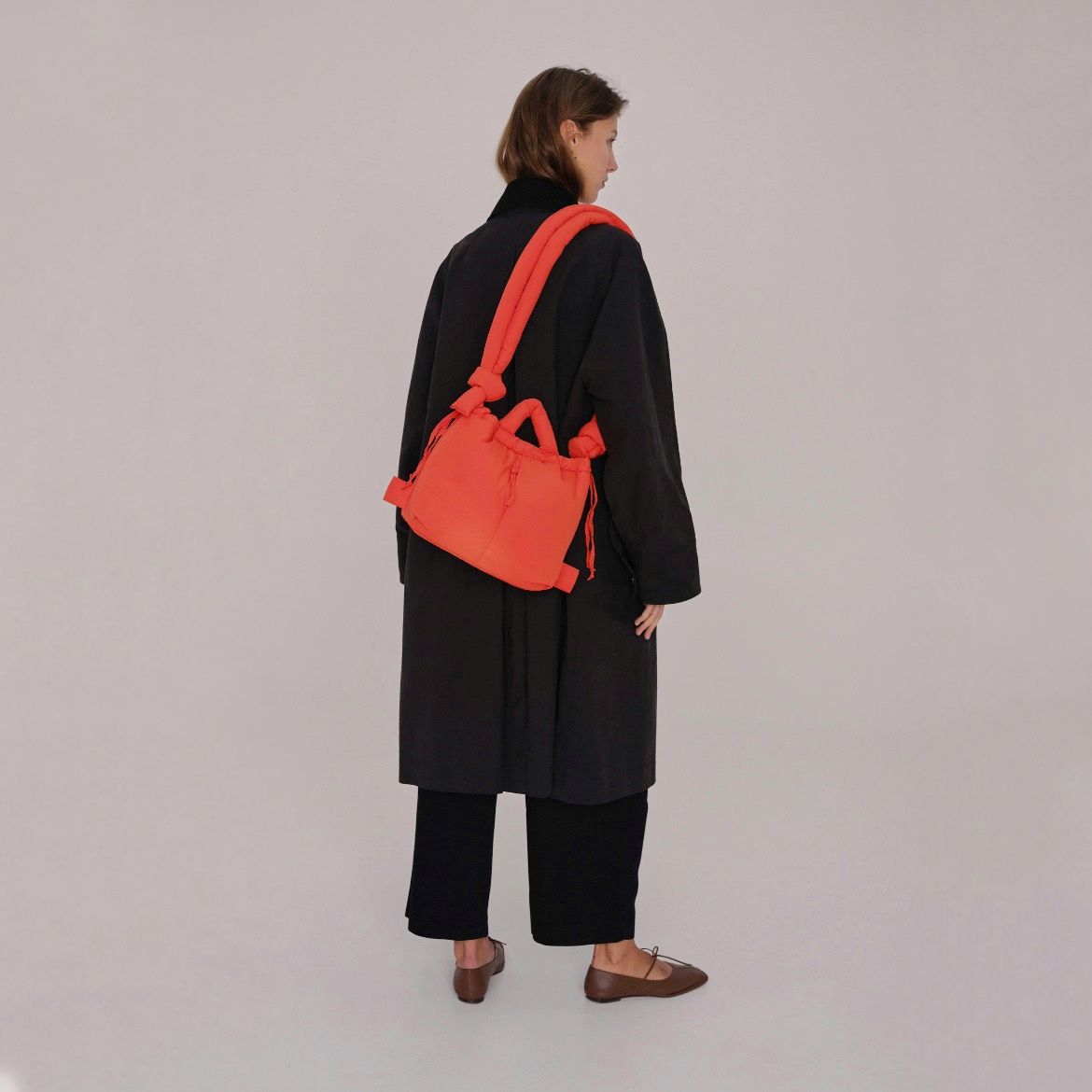 ÖLEND ONA SOFTBACKコバルトブルーショルダーバック少し汚れあり 公式】ÖLEND オレンド Ona Soft Bag バッグ Cobalt Blue – CHELSEA