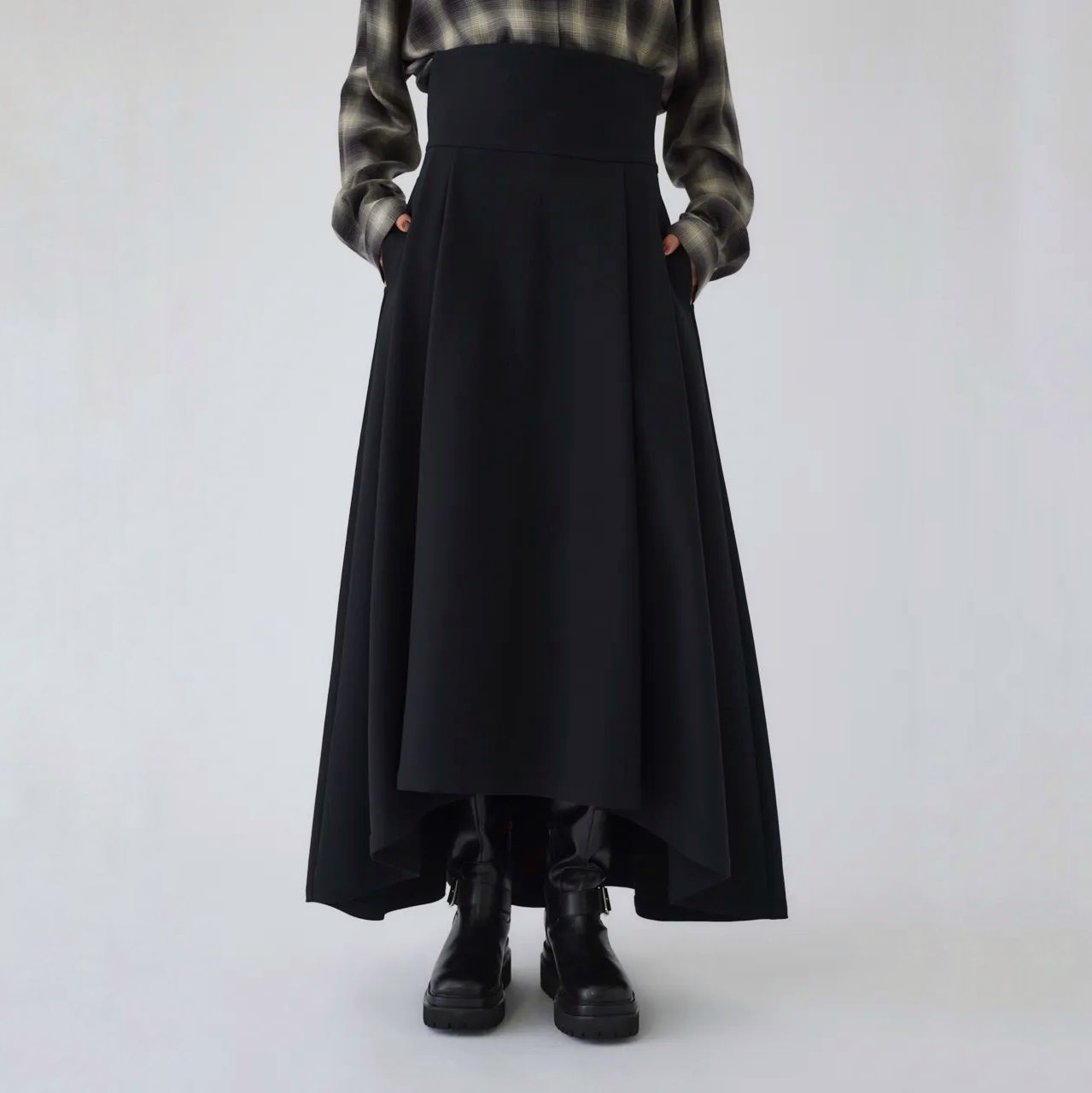 【残り一点】Ruffle Volume SK