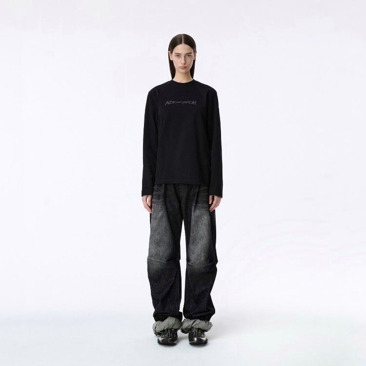 【残り一点】Titan T-shirt Product. 50