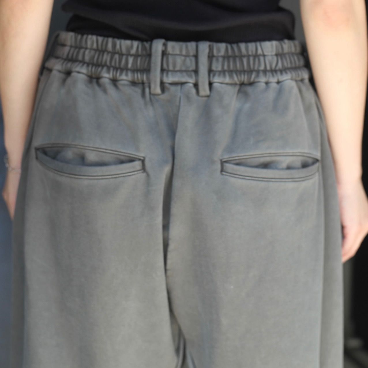【残り一点】36G Fine Sweat Draping Easy Pants