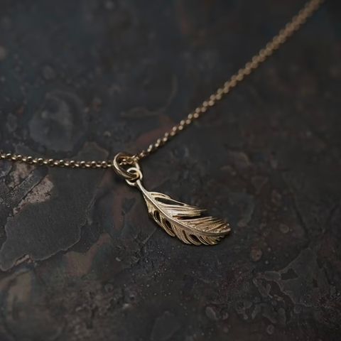 【お取り寄せ注文可能】Minuscule Feather_M(GOLD)