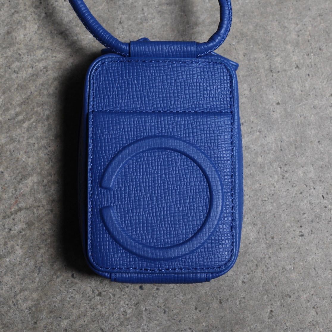 【残り一点】レザーストラップ付マイクロバッグ(LAPIS BLUE)