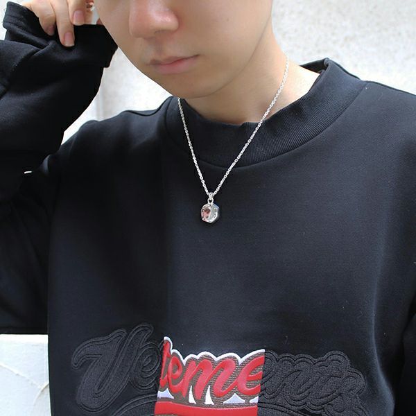 【お取り寄せ注文可能】DC Stamp Pendant_L