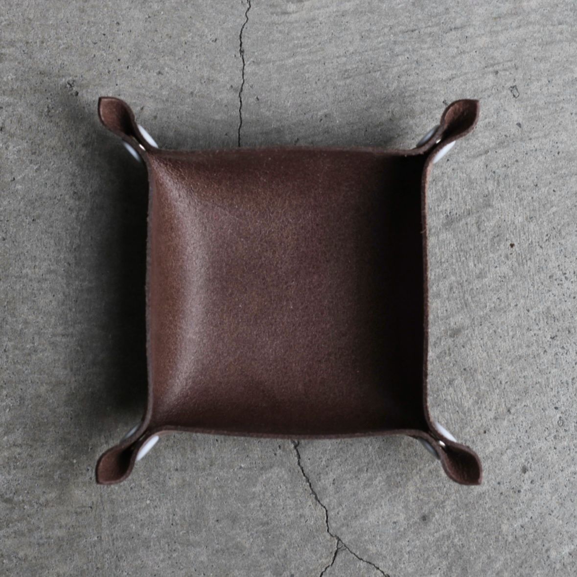 【残りわずか】Tray_S