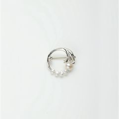 【お取り寄せ注文可能】Baroque Pearl Circle Leaf Brooch