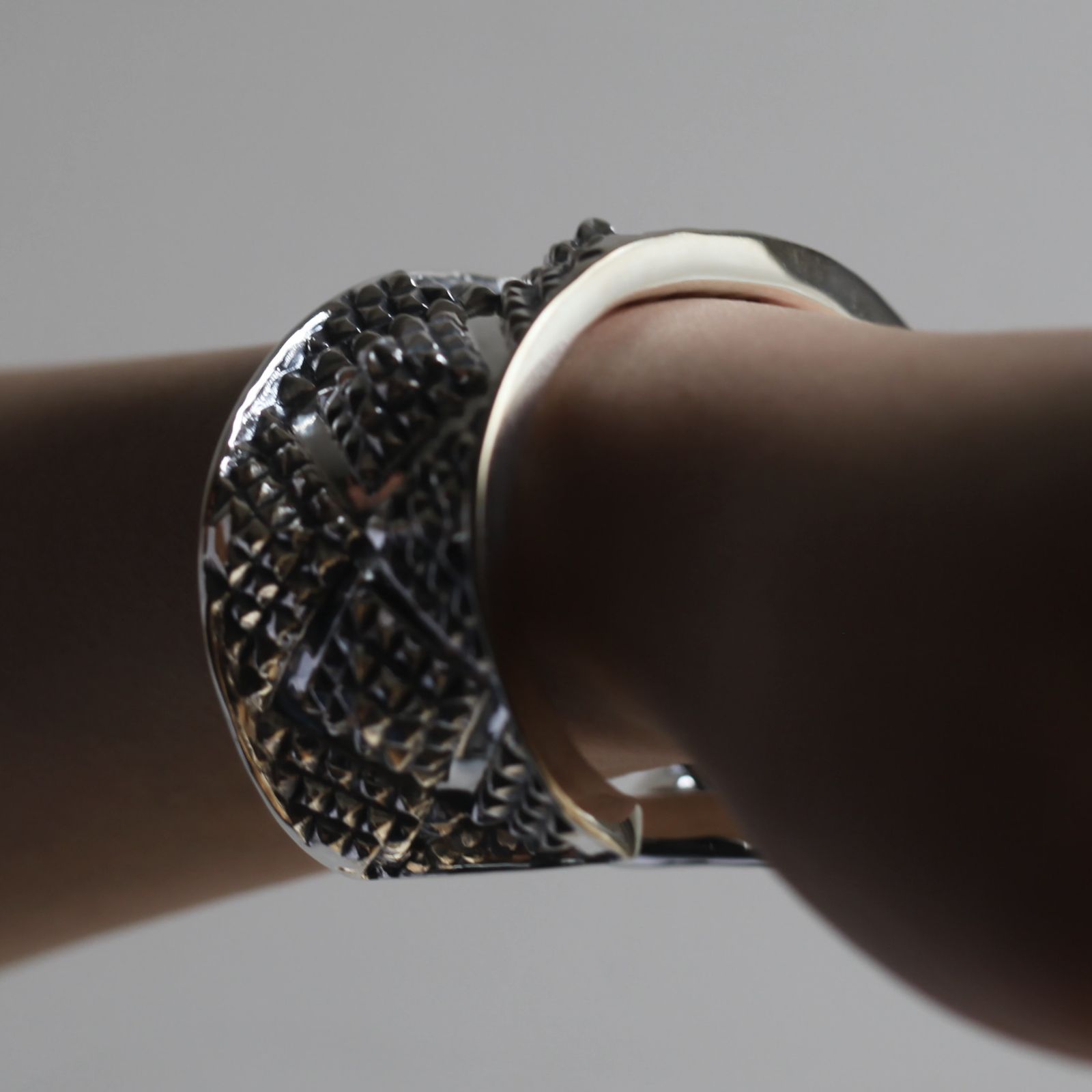 【お取り寄せ注文可能】Element Of Instinct 5 Bangle(SILVER)